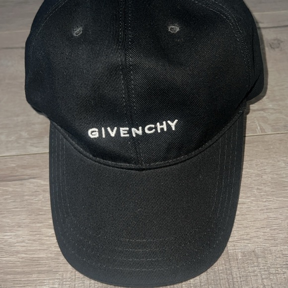 Givenchy Embroidered Hat - Picture 2 of 4
